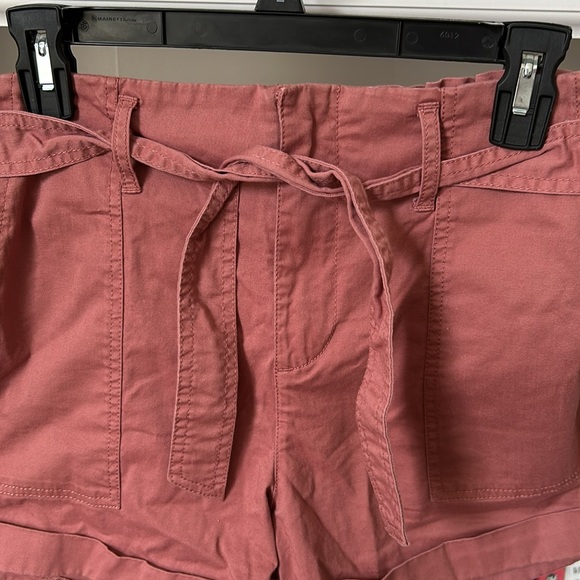 Paper bag shorts - Picture 2 of 8